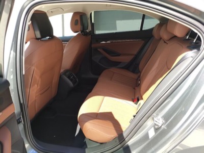 Wynajem busa z kierowcą Nowy Sącz - komfortowy pojazd z klimatyzacją nr 4